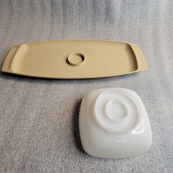 Vintage Tupperware Serv-Ette‎ Relish Tray and Dip Bowl - Picture 4 of 6